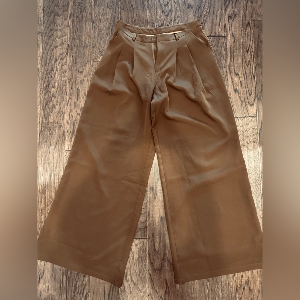 NWOT Women's Brown Wide-Leg Pants